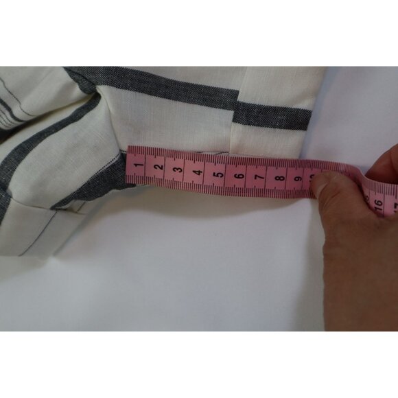 Express Women's Striped Linen-Blend Shorts‎ Size 6 White & Gray - Picture 11 of 11